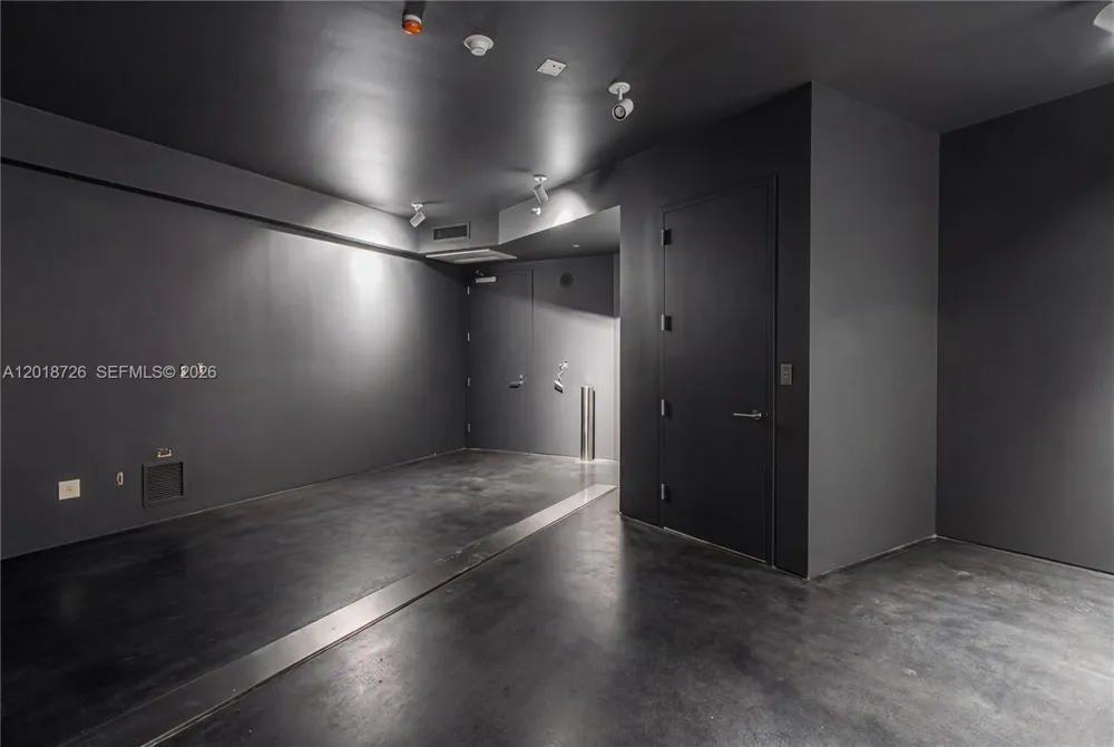 18555 Collins Ave #3705 Sunny Isles Beach, FL 33160