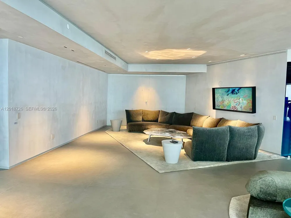 18555 Collins Ave #3705 Sunny Isles Beach, FL 33160