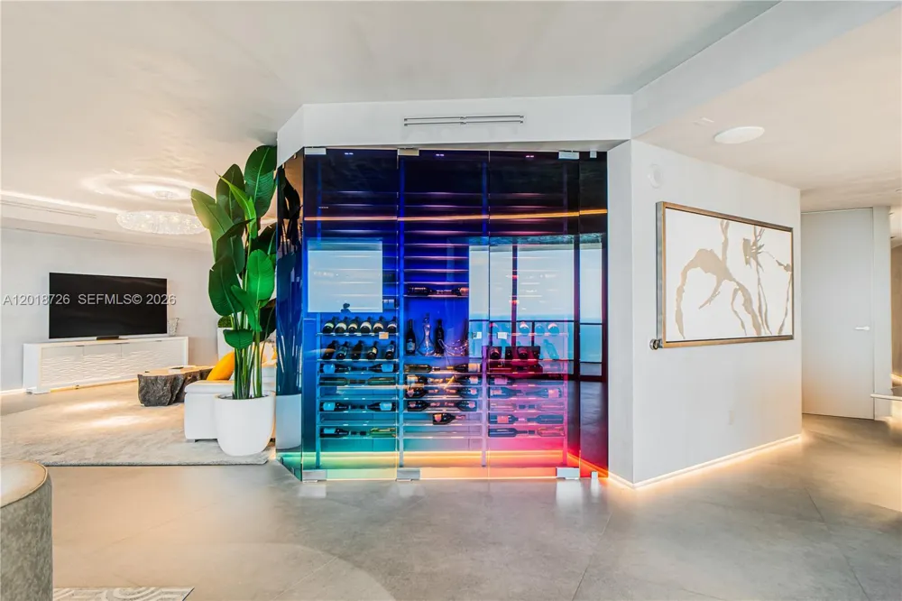 18555 Collins Ave #3705 Sunny Isles Beach, FL 33160