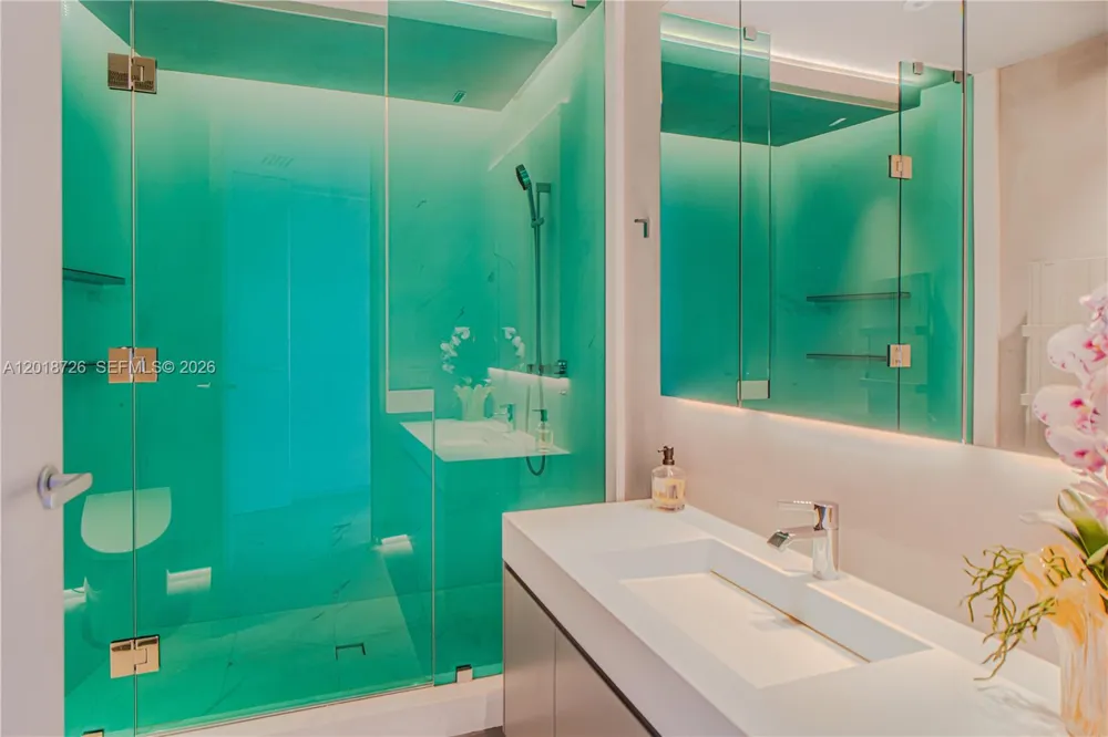 18555 Collins Ave #3705 Sunny Isles Beach, FL 33160
