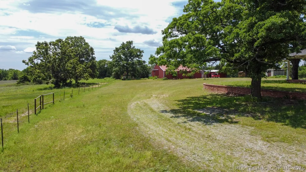 13248 3540 ROAD Maud, OK 74854