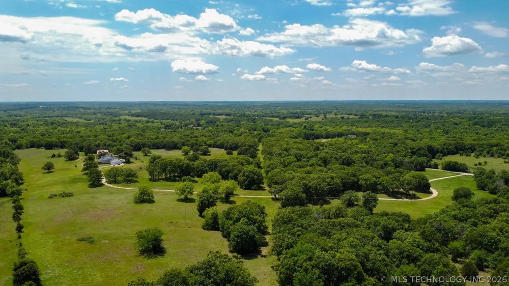 13248 3540 ROAD Maud, OK 74854