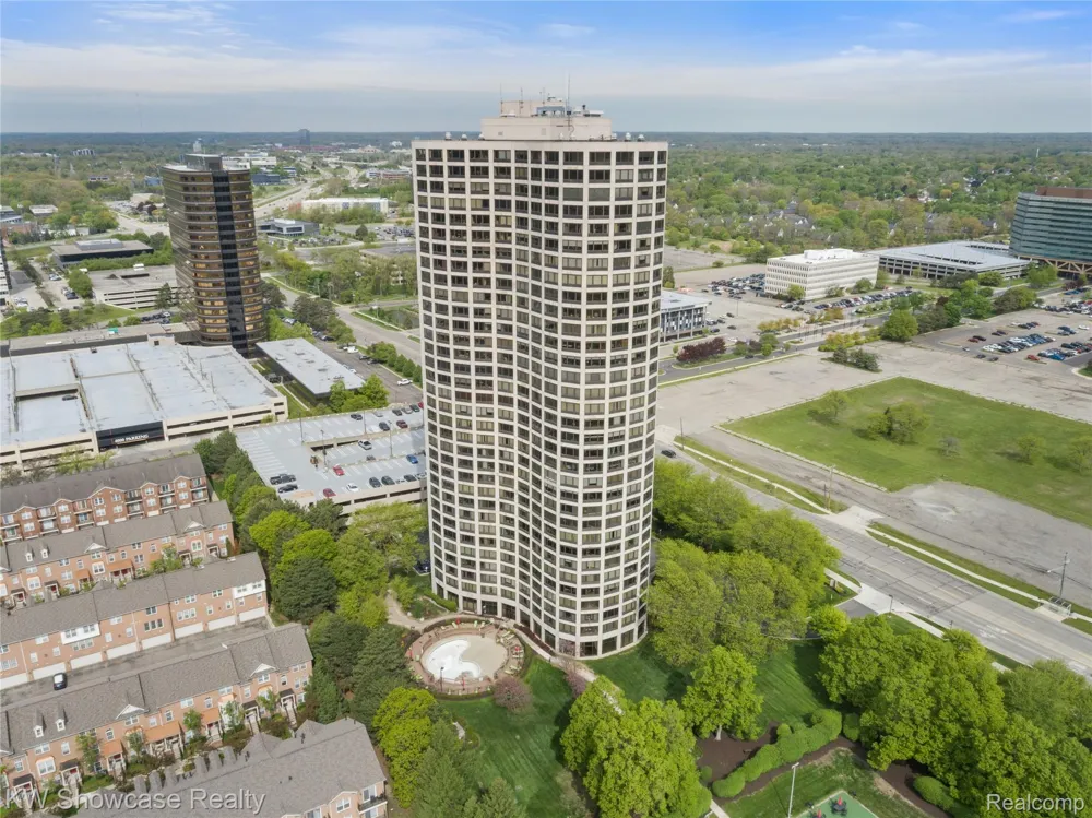 5000 Town Center Center #703 Southfield City, MI 48075