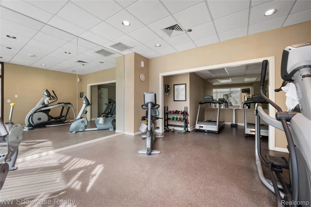 5000 Town Center Center #703 Southfield City, MI 48075