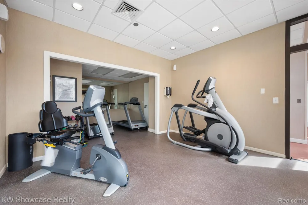 5000 Town Center Center #703 Southfield City, MI 48075