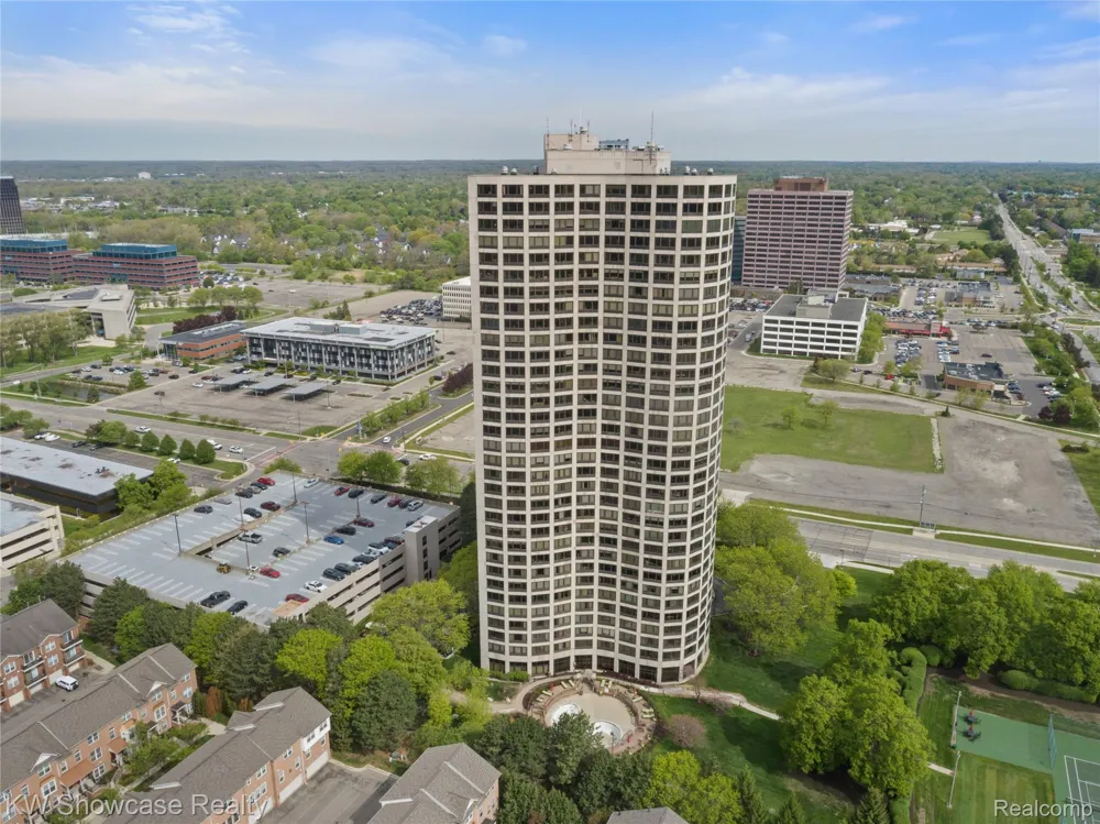 5000 Town Center Center #703 Southfield City, MI 48075