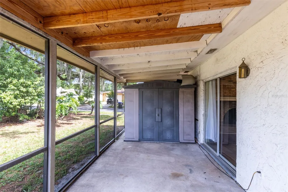 8698 HILLSIDE DRIVE Orlando, FL 32810