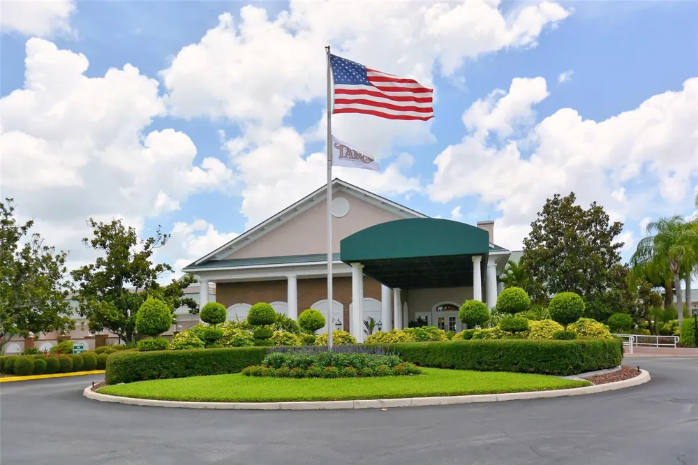6611 STONE RIVER ROAD #103 Bradenton, FL 34203