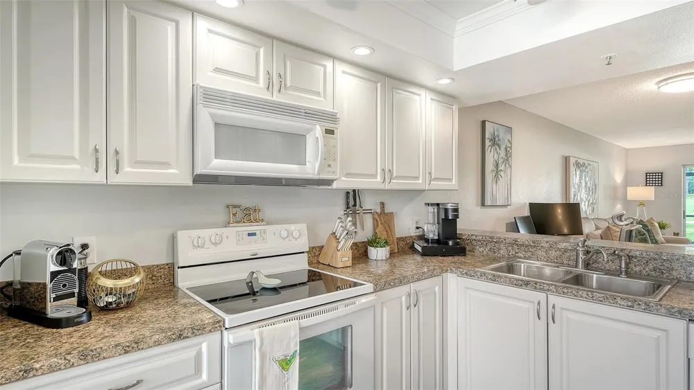 6611 STONE RIVER ROAD #103 Bradenton, FL 34203