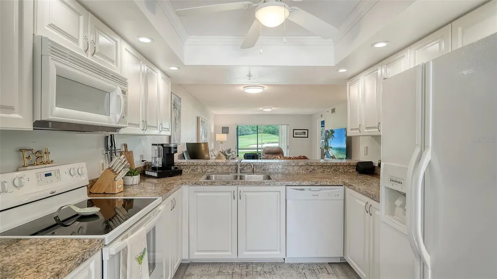 6611 STONE RIVER ROAD #103 Bradenton, FL 34203