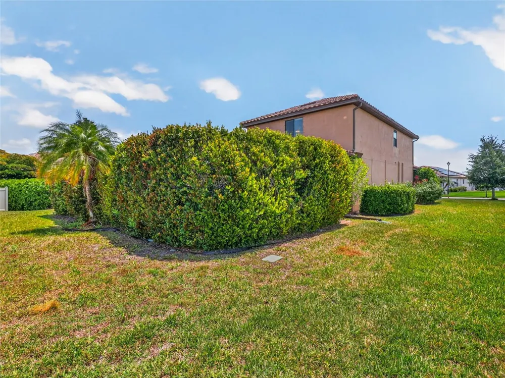 2740 VIA PIAZZA LOOP Fort Myers, FL 33905