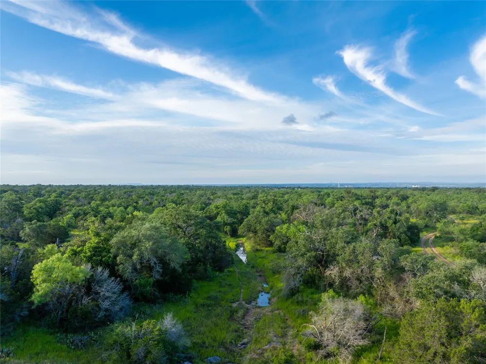 3501 CR120 Marble Falls, TX 78654