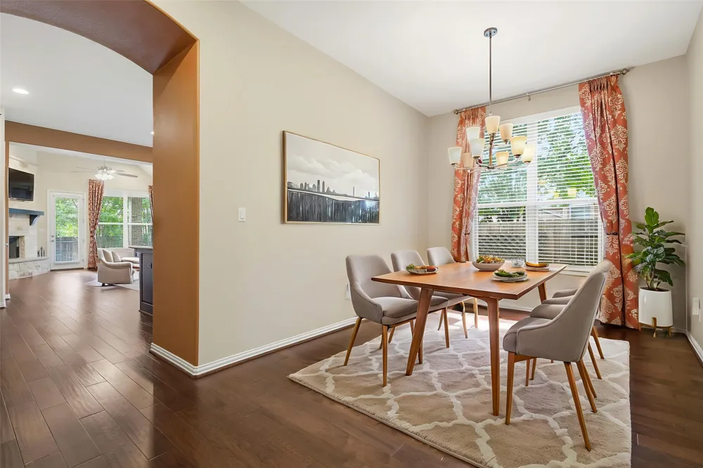 3928 Cole Valley Lane Round Rock, TX 78681