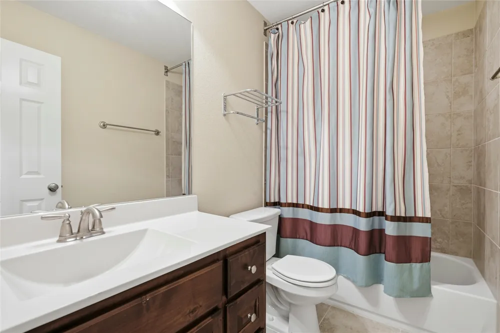 3928 Cole Valley Lane Round Rock, TX 78681