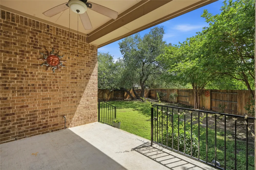 3928 Cole Valley Lane Round Rock, TX 78681