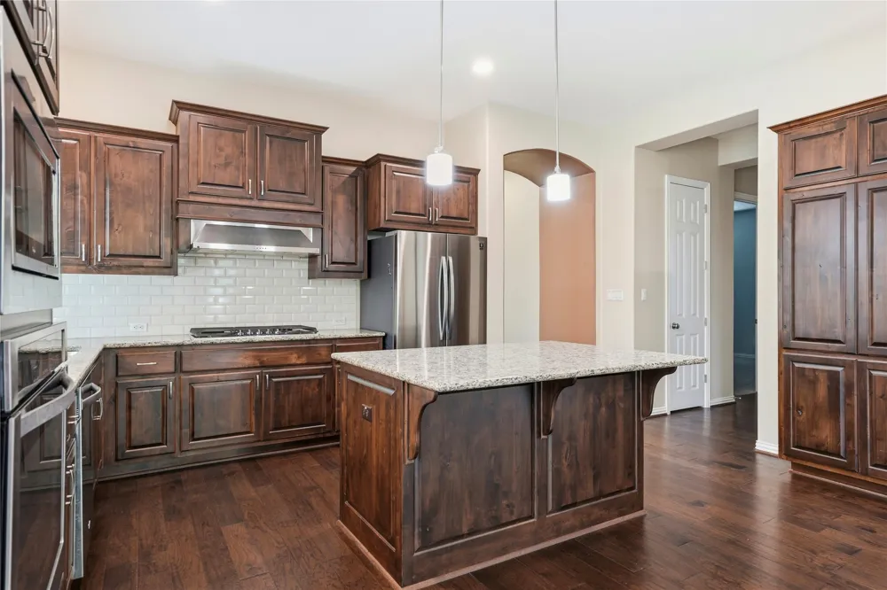 3928 Cole Valley Lane Round Rock, TX 78681