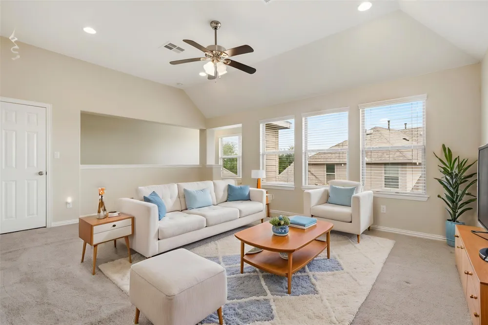 3928 Cole Valley Lane Round Rock, TX 78681