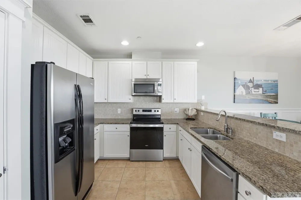 26550 Mangrove Drive #303 Galveston, TX 77554