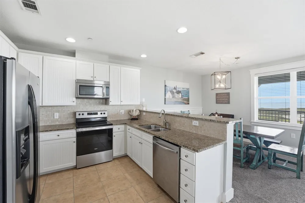 26550 Mangrove Drive #303 Galveston, TX 77554