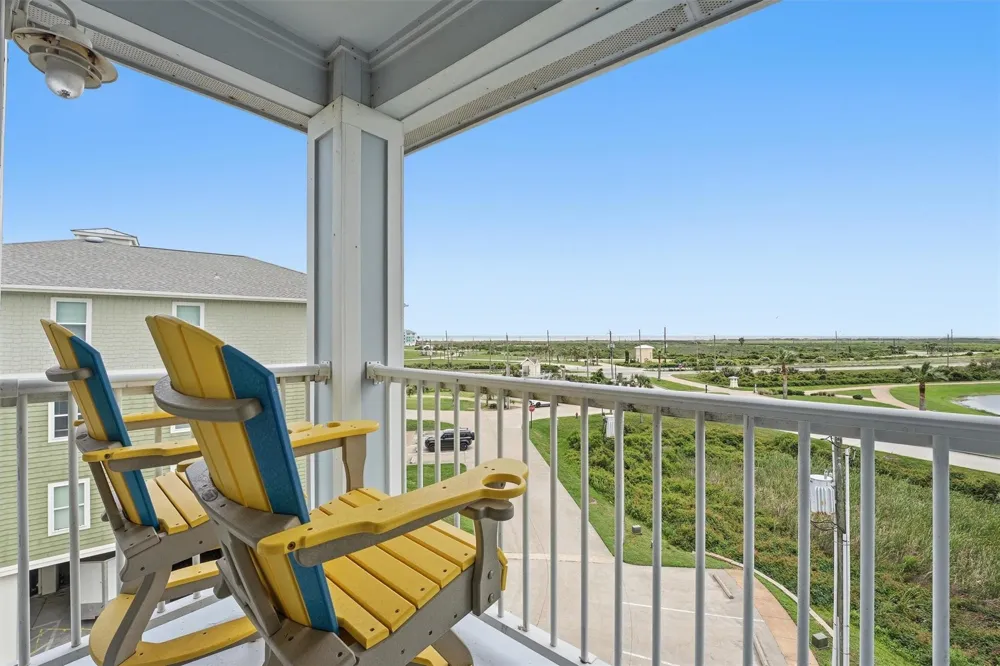 26550 Mangrove Drive #303 Galveston, TX 77554