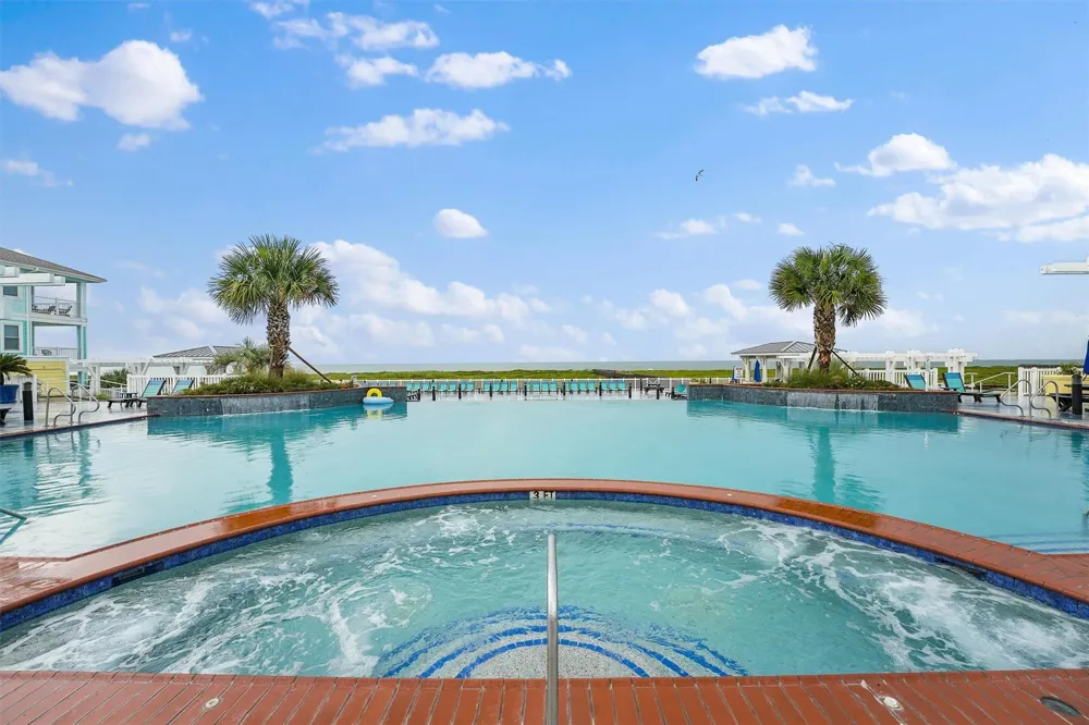 26550 Mangrove Drive #303 Galveston, TX 77554