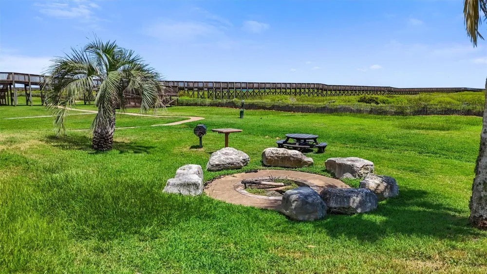 26550 Mangrove Drive #303 Galveston, TX 77554