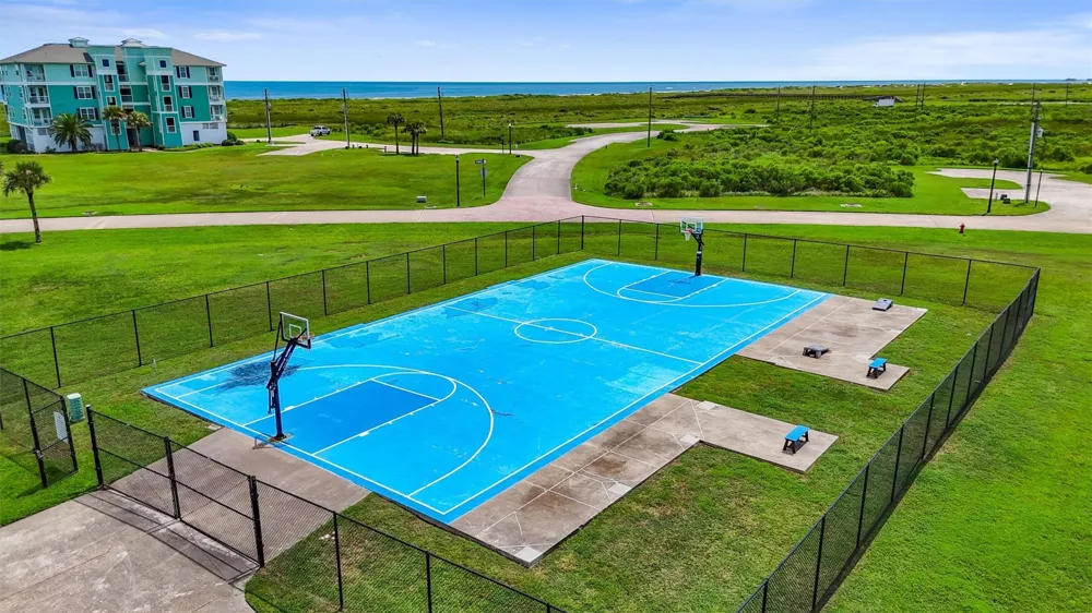 26550 Mangrove Drive #303 Galveston, TX 77554