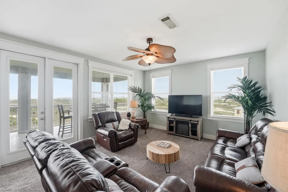 26550 Mangrove Drive #303 Galveston, TX 77554