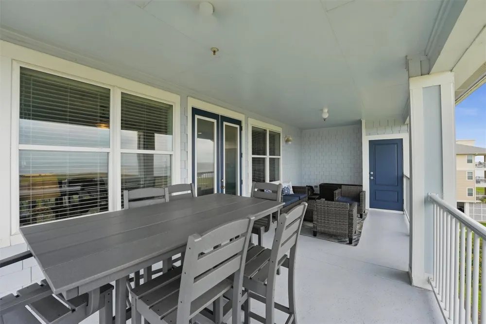 26550 Mangrove Drive #303 Galveston, TX 77554