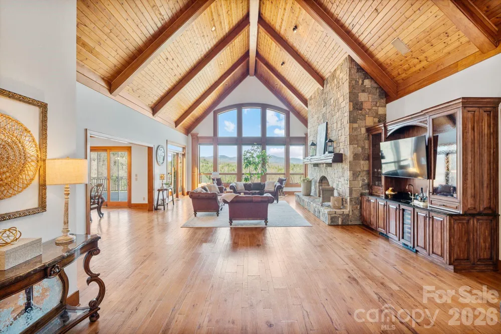 2054 Reynolds Parkway Boone, NC 28607