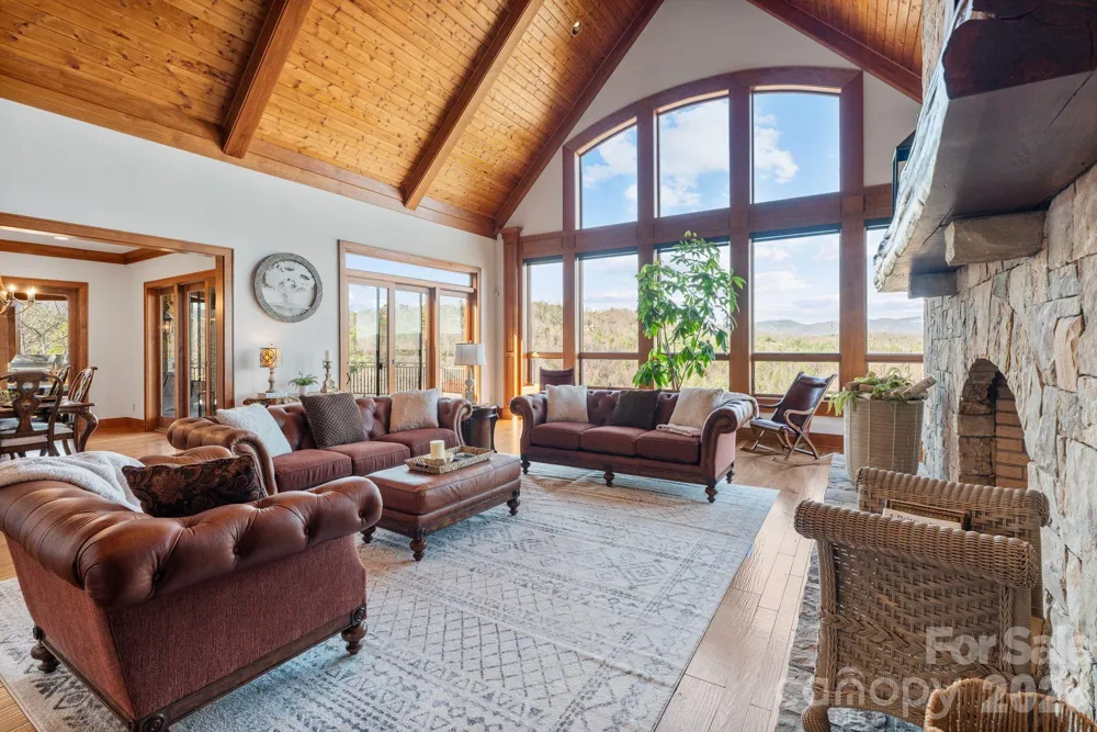 2054 Reynolds Parkway Boone, NC 28607