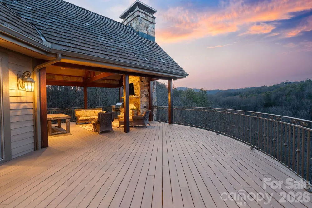 2054 Reynolds Parkway Boone, NC 28607
