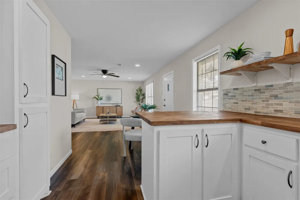 119 Castleman Circle Hewitt, TX 76643