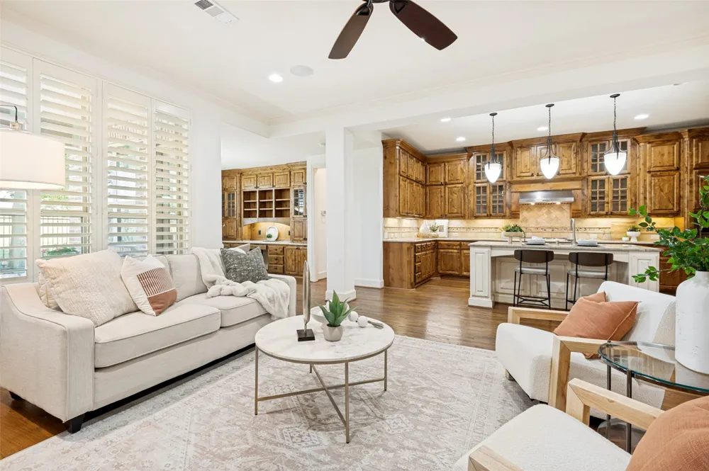 675 Brookstone Drive Irving, TX 75039