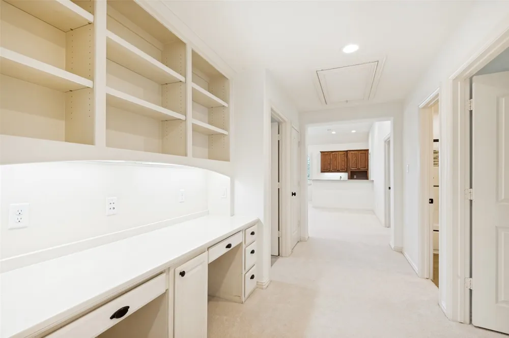 675 Brookstone Drive Irving, TX 75039