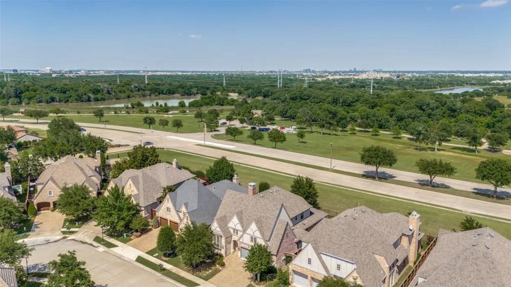 675 Brookstone Drive Irving, TX 75039