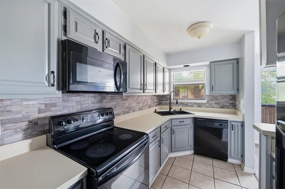 1212 Horizon Trail #3621 Arlington, TX 76011