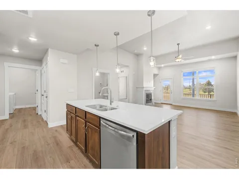 265 High Point Drive #306