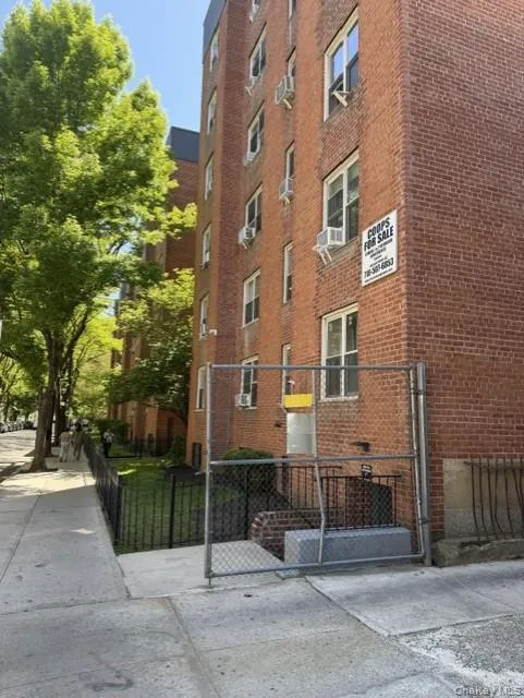 33-16 82ND STREET #1G Jackson Heights, NY 11372