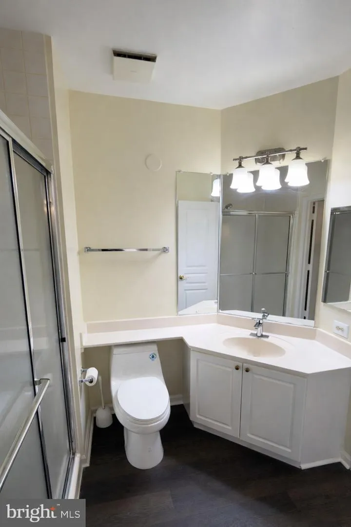 12919 ALTON SQUARE #203 Herndon, VA 20170