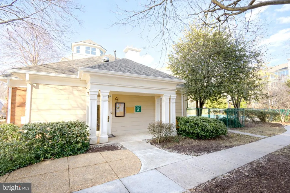 12919 ALTON SQUARE #203 Herndon, VA 20170