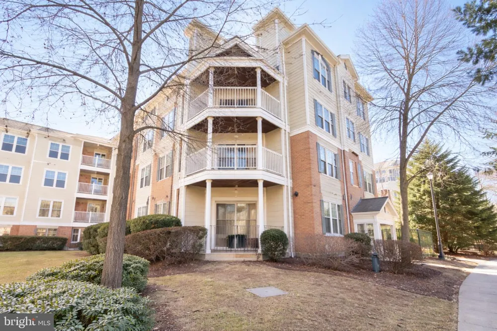 12919 ALTON SQUARE #203 Herndon, VA 20170