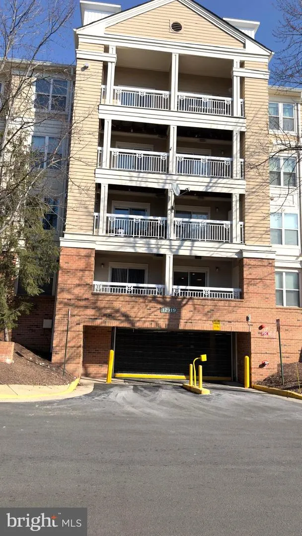 12919 ALTON SQUARE #203 Herndon, VA 20170