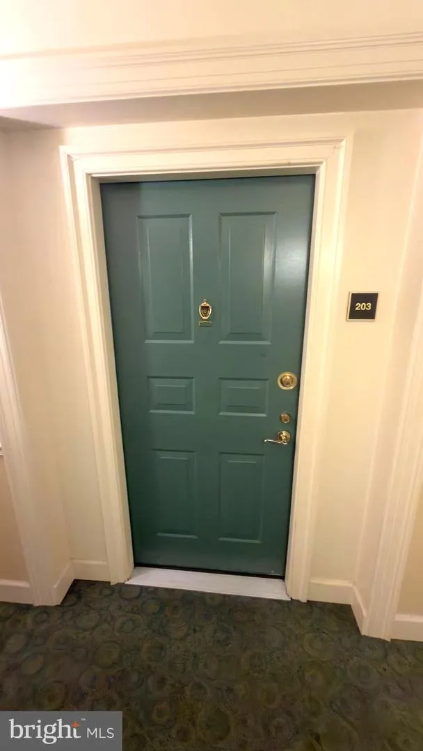 12919 ALTON SQUARE #203 Herndon, VA 20170