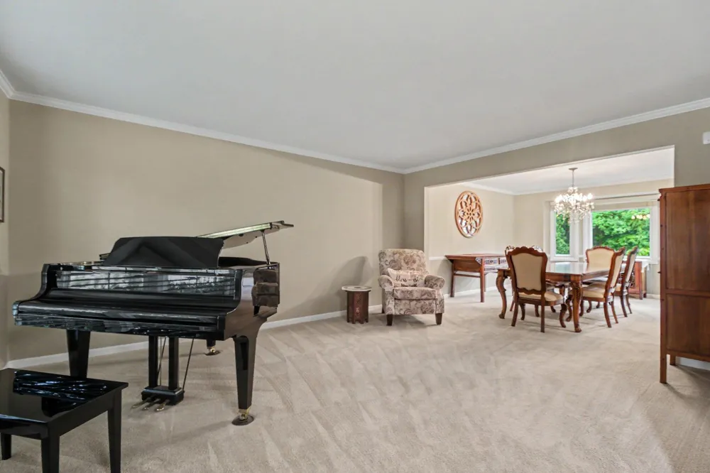 17107 Maple Hill Drive Northville Township, MI 48168