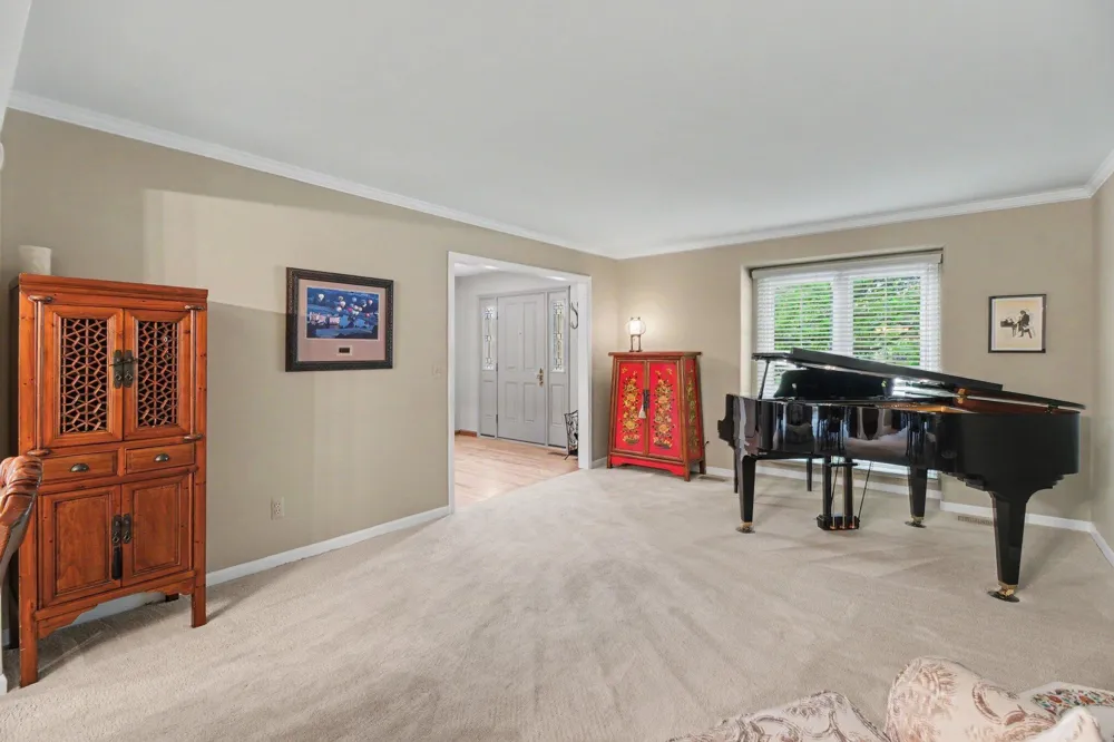 17107 Maple Hill Drive Northville Township, MI 48168