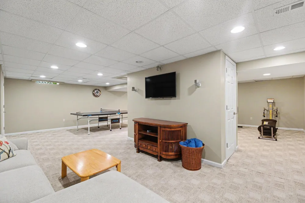 17107 Maple Hill Drive Northville Township, MI 48168