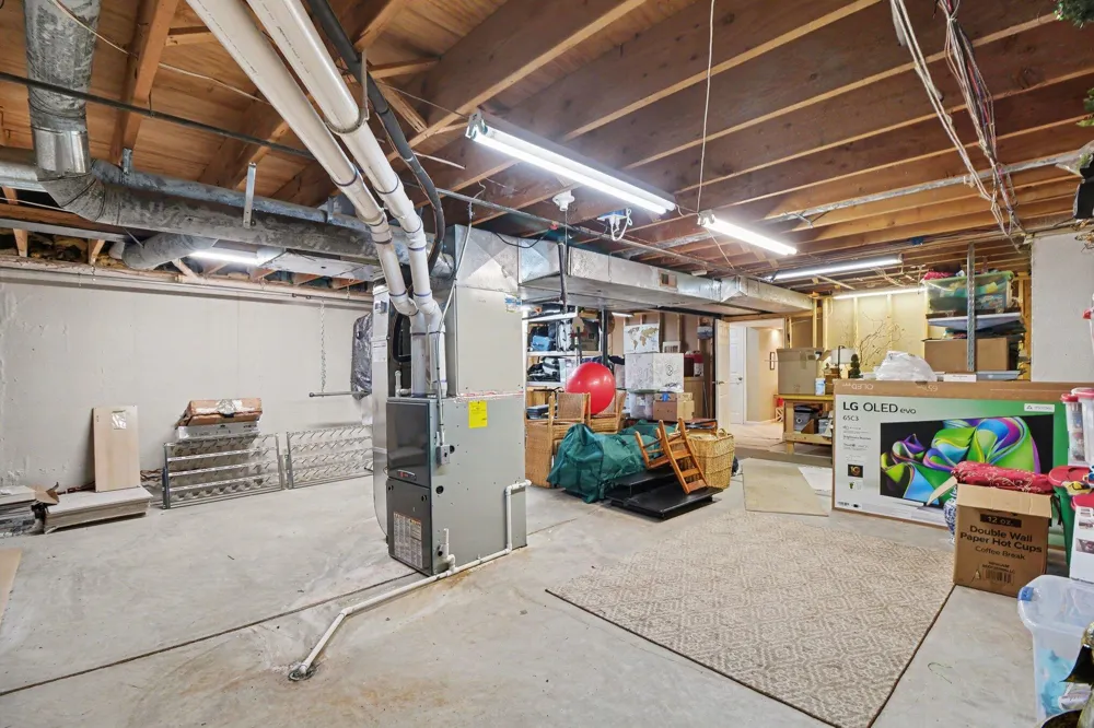 17107 Maple Hill Drive Northville Township, MI 48168