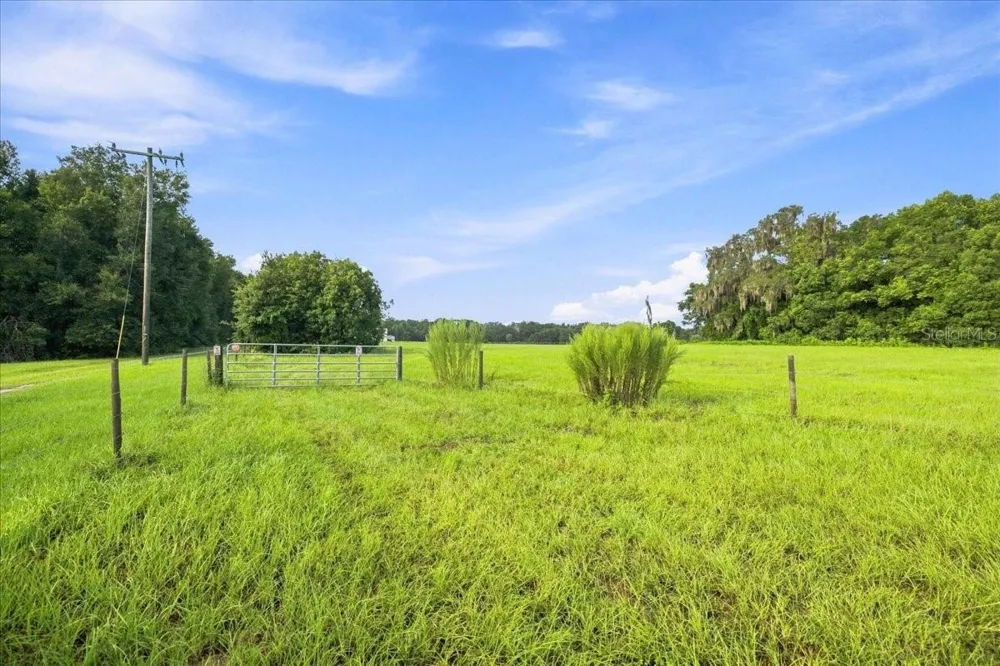 SE SUNSET HARBOR ROAD Weirsdale, FL 32195