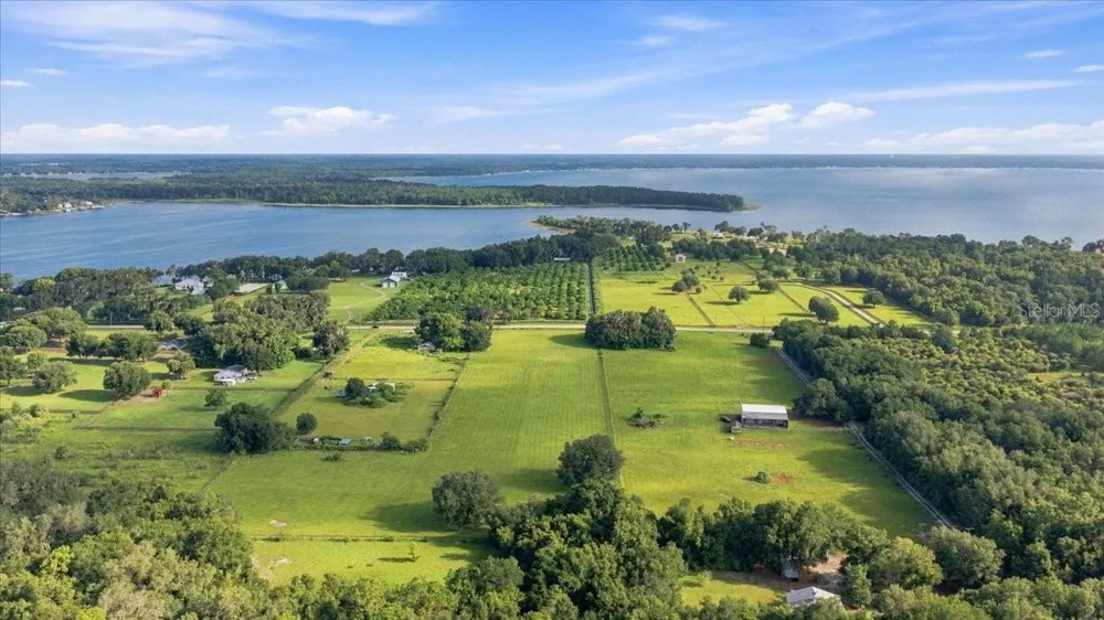SE SUNSET HARBOR ROAD Weirsdale, FL 32195